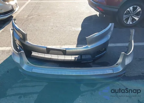 2014 Toyota Highlander Xle V6 z USA, uszkodzony, nr VIN 5TDKKRFH0ES028096